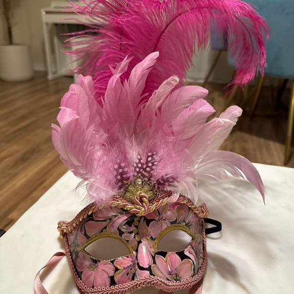 Carnival Venetian Masks - Picture 1 of 3